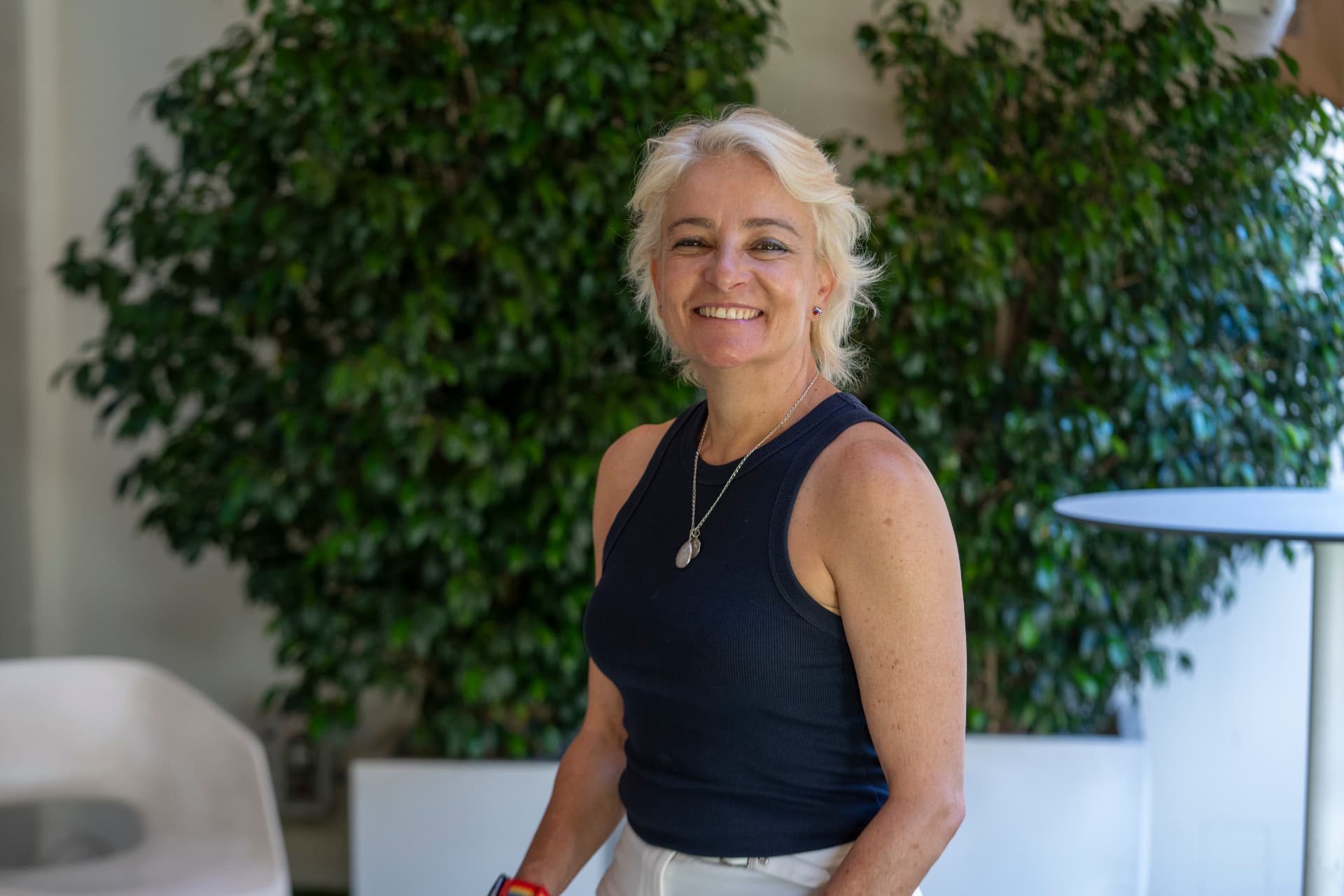 Retrato de Elena Iglesias, Dirección y desarrollo de negocios en Strategyco.