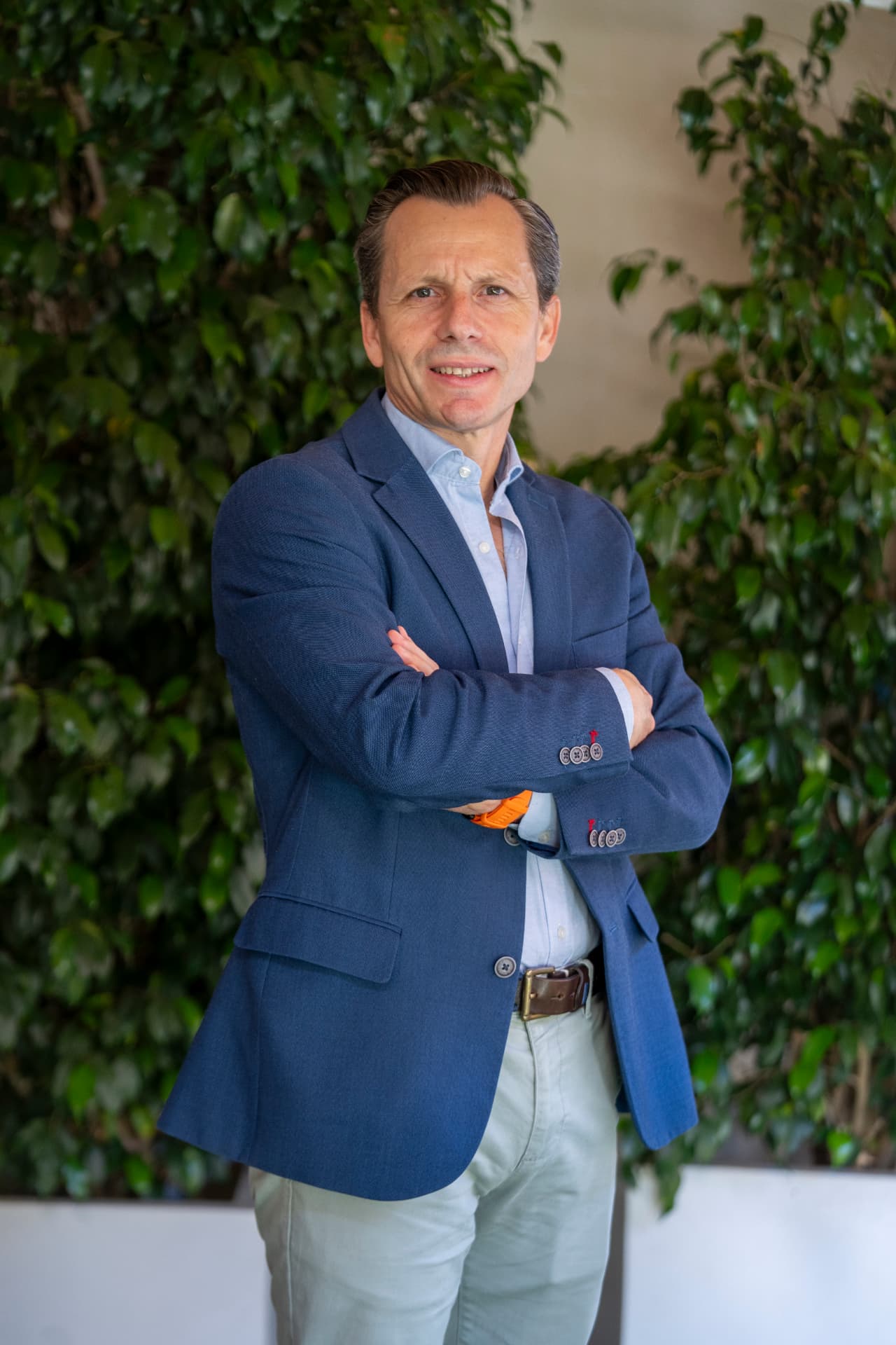 Retrato de Luis Parra, Dirección estratégica y liderazgo en Strategyco.